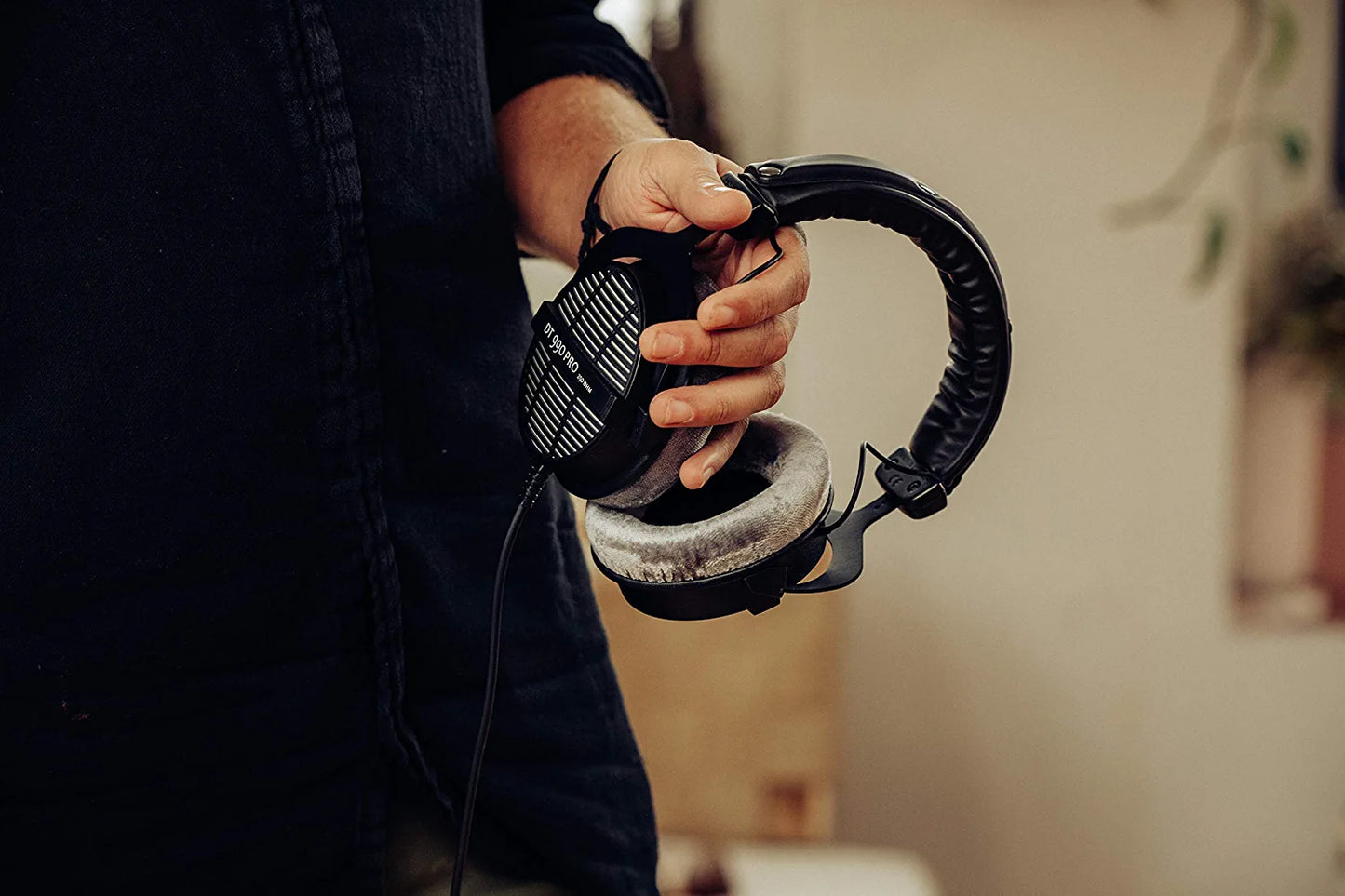 beyerdynamic DT 990 PRO 250 ohm - LIMITED EDITION (Black, Straight Cable)
